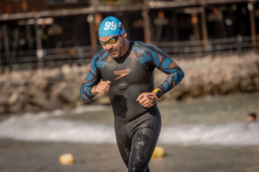 Swim and run : comment débuter le swimrun et quel matériel prévoir ?
